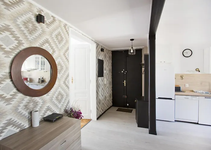 Large Next To Main Station - 85 M2 * Cracovia