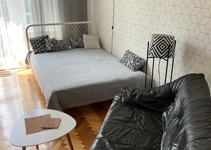 Large Next To Main Station - 85 M2 Appartamento