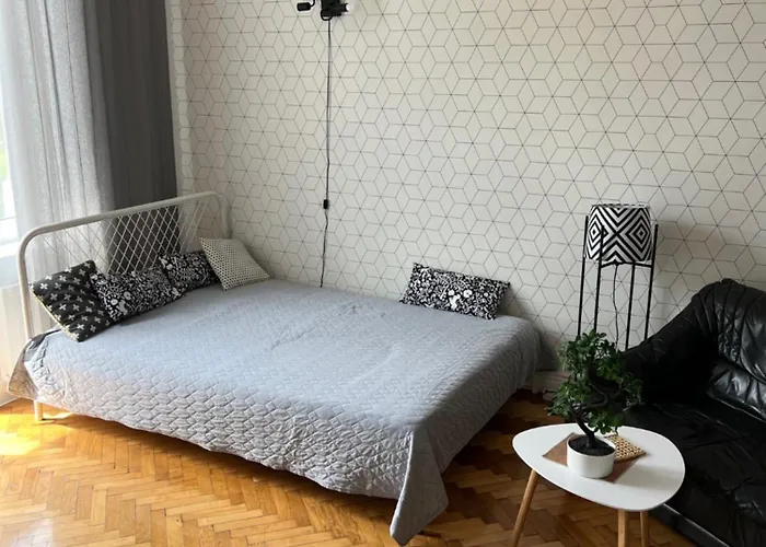 Appartamento Large Next To Main Station - 85 M2