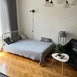 Appartement Large Next To Main Station - 85 M2